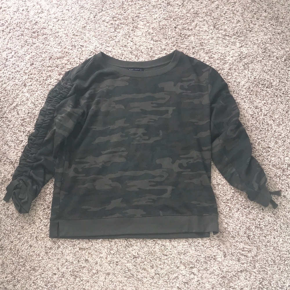 camo sweatshirt